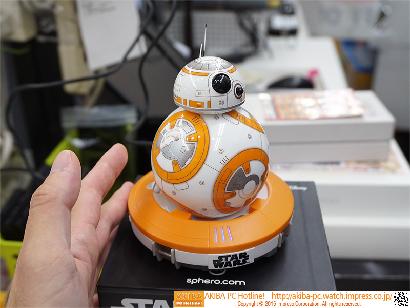 スマホで操作できるスター・ウォーズ「BB-8」のラジコンがセール中