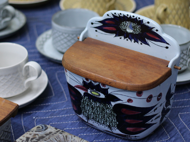 デンマークで買い付けたヴィンテージ食器が入荷！ロイヤル