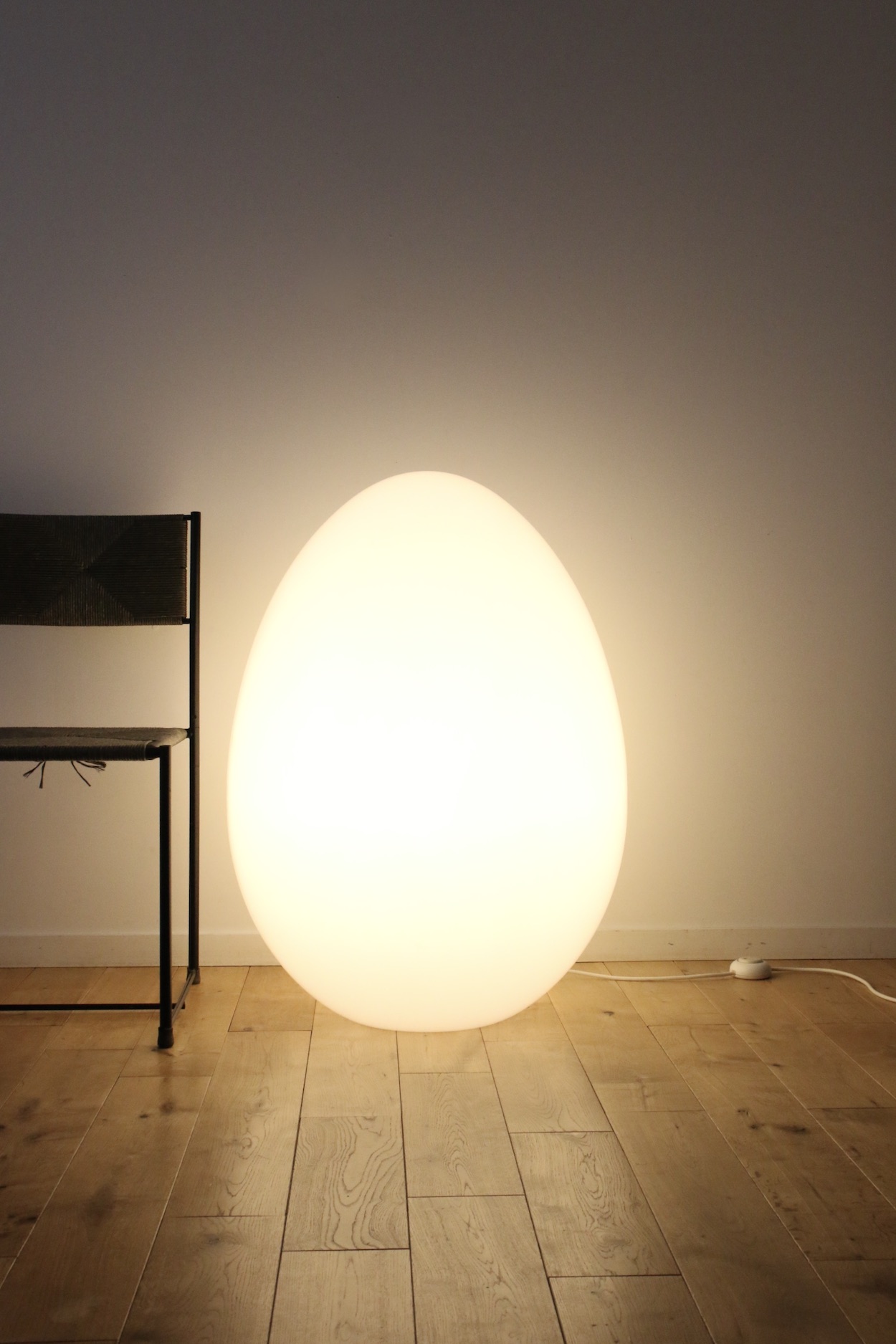 Shigeru Uchida L'UOVO Lamp 内田繁ウォーボフロアランプ | FEM TRE NOLL