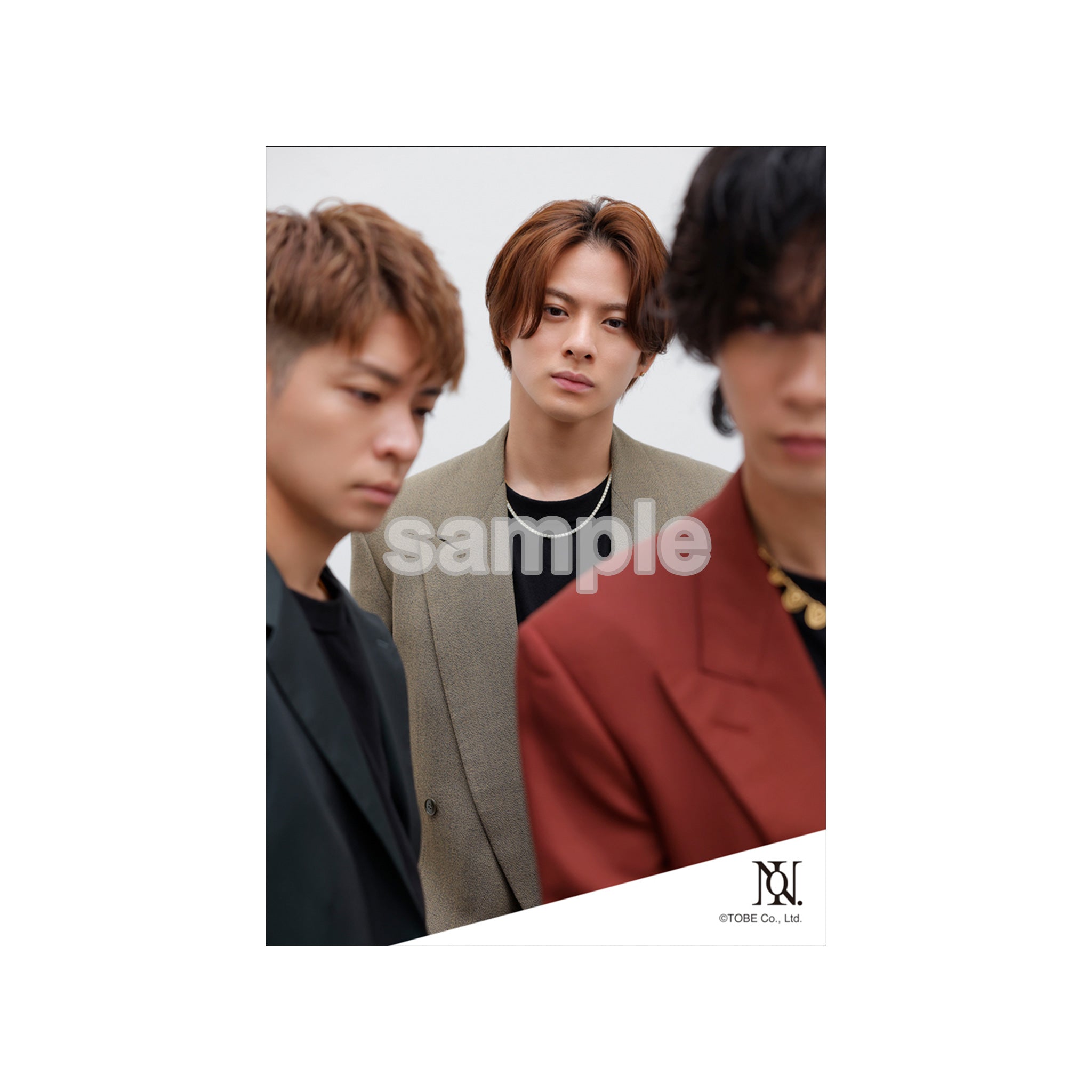 3_T1_0875_l2.jpg?v=1703513891