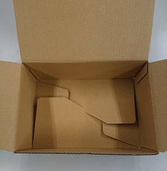 カラーダンボール 赤(レッド) 大ｻｲｽﾞ B5(270x185x110) 10枚 の通販