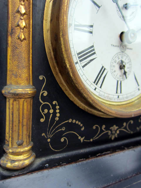 頭丸金柱オルゴール（精工舎） - 日巻鉄製置時計