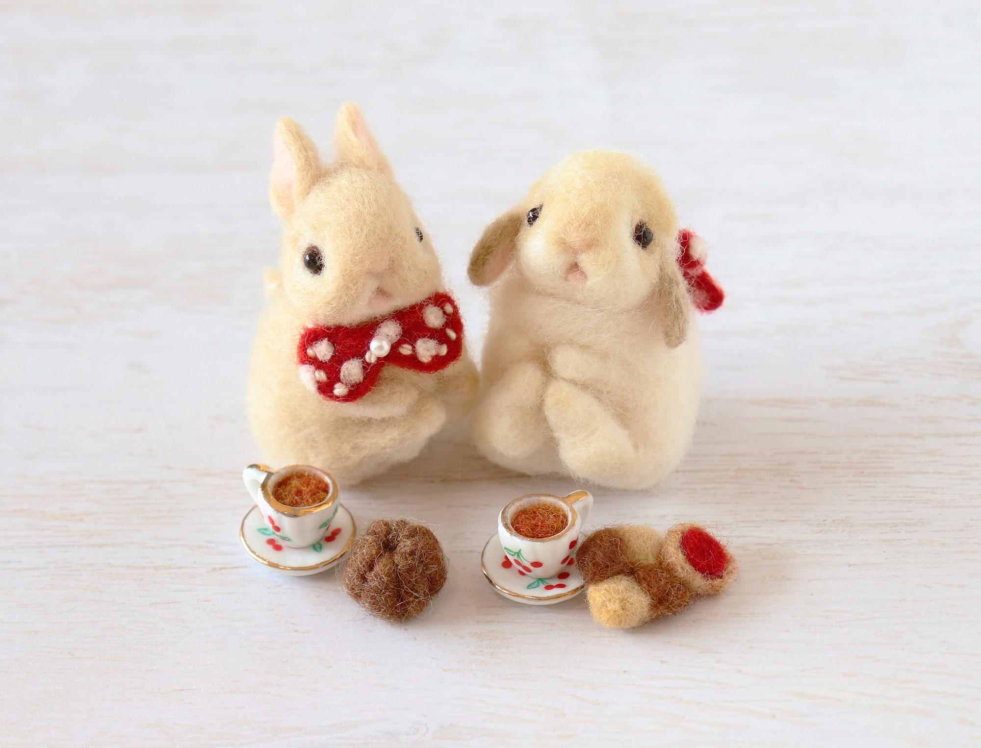 うさぎの合同写真展＆物販展「うさぎしんぼる展 2025」