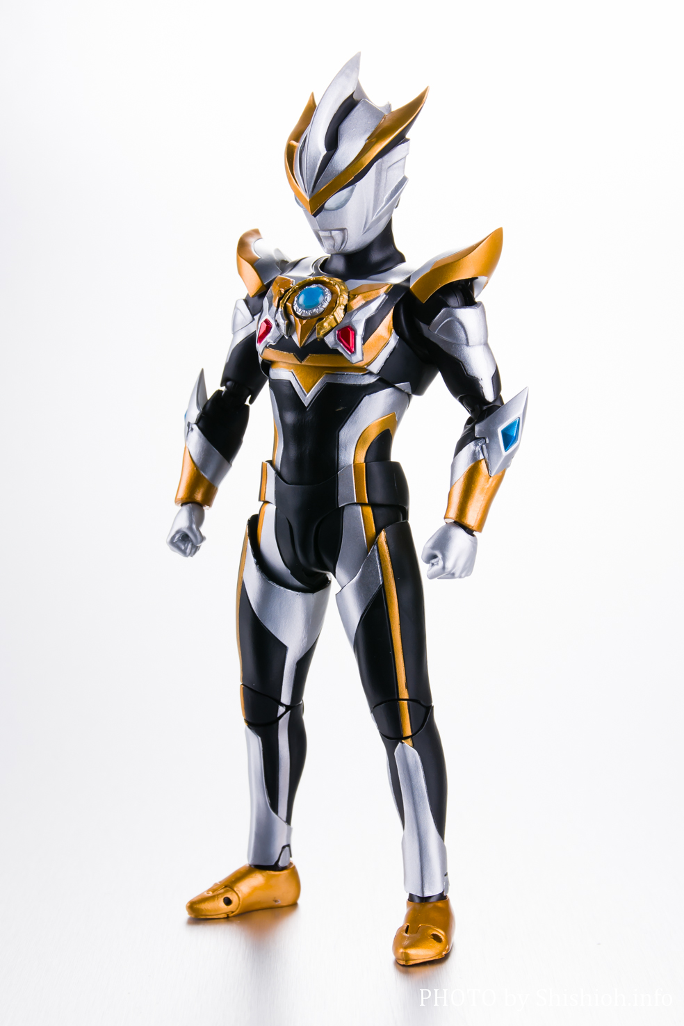 レビュー】 S.H.Figuarts ウルトラマンルーブ