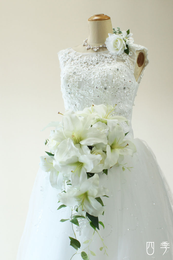 楽天市場】ブーケ 造花 カサブランカ ローズ キャスケード 大輪8輪