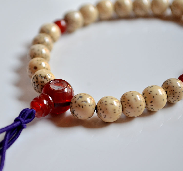 楽天市場】【卯】星月菩提樹腕輪念珠 十二支お守り本尊レンズ入り卯年