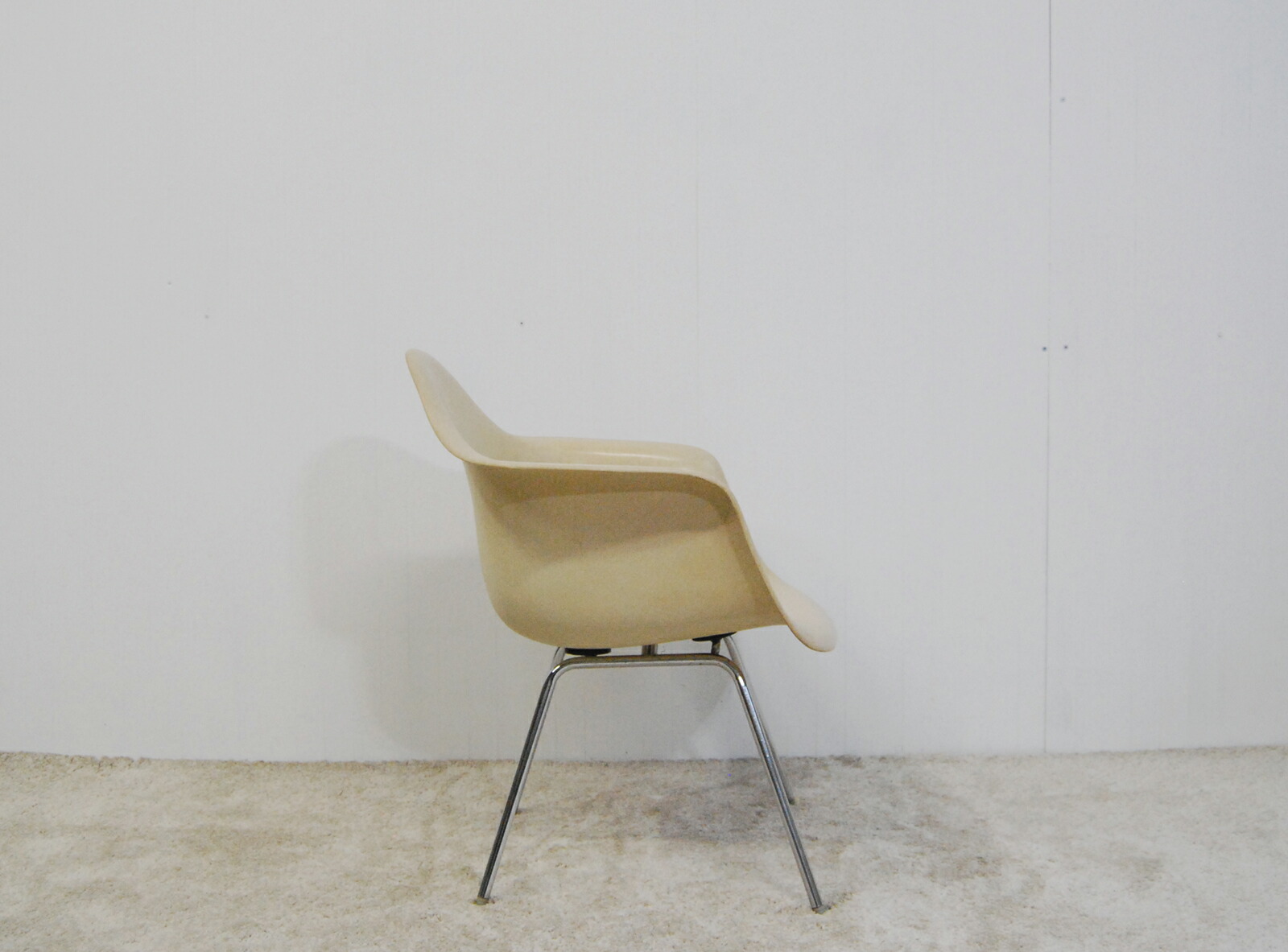 楽天市場】eames armshell chair 2nd H-base イームズ アームシェル
