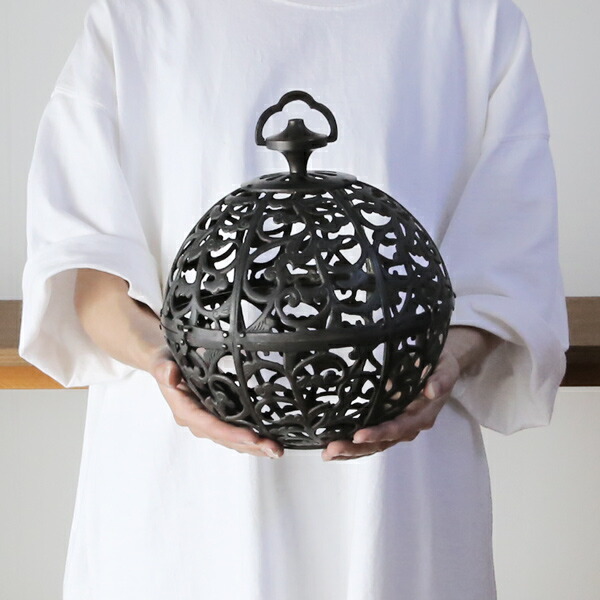 楽天市場】灯篭 吊灯篭 唐草 高岡銅器 吊り灯篭 灯籠 燈籠 照明加工