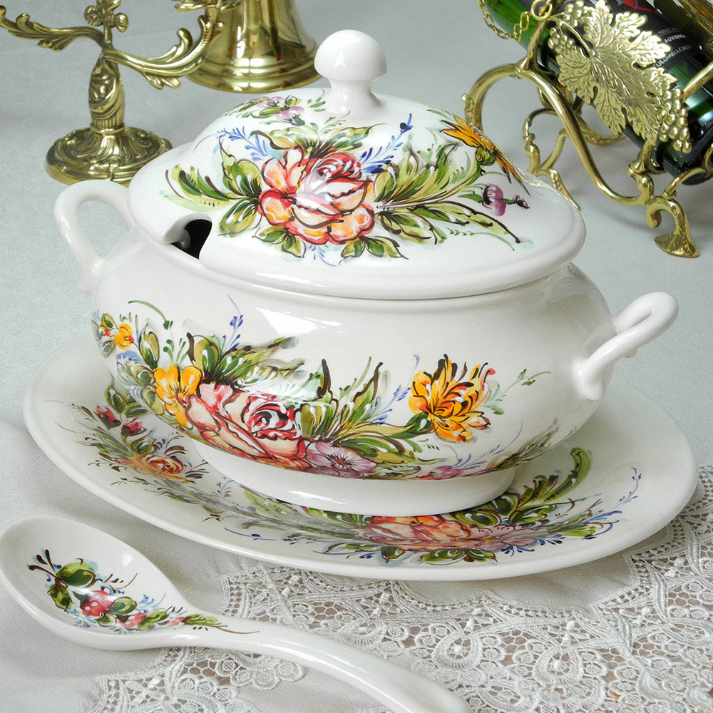 楽天市場】ポルトガル製 陶器 バラ 花柄 手描き ツゥリーン スープ