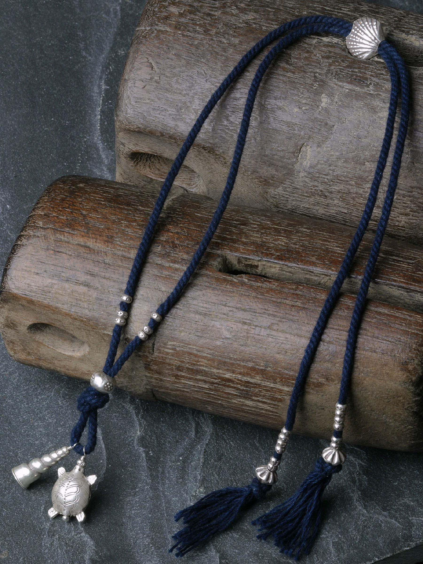 楽天市場】カレン 族 シルバー ビーズ 藍染手紡ぎ紐 ネックレス メンズ