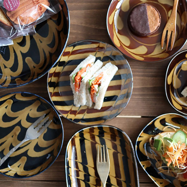 楽天市場】【取寄品】 スリップショコラ パン皿 5枚セット ＜ウエーブ