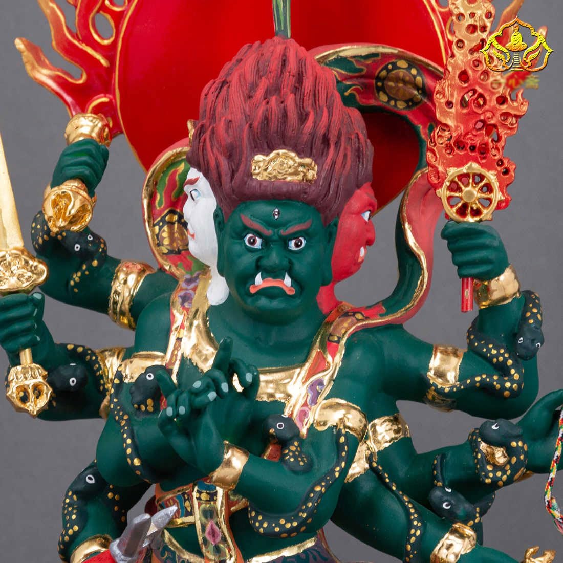 Bフライデー極彩色 錐金特上彫り烏枢沙摩明王8寸立五大明王の一人 高