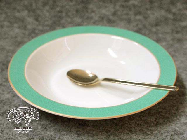 楽天市場】エメラルドグリーン 9インチカレー皿 : いっちゃん ストア