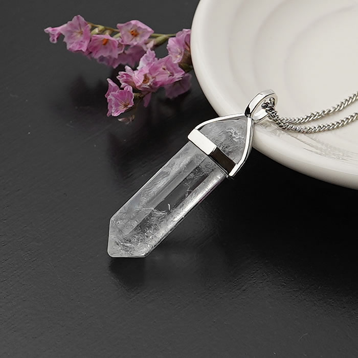 楽天市場】水晶 クリスタルクォーツ 天然水晶 両剣ポイント ペンダント