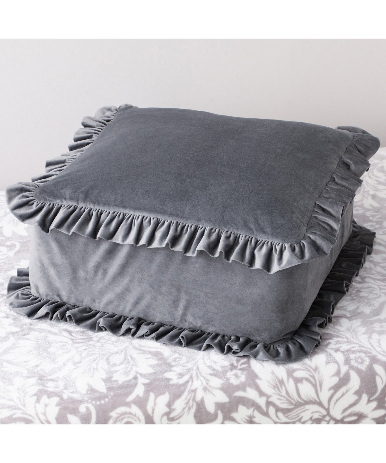 Francfranc｜【オンラインショップ限定】クッションになるふとん収納