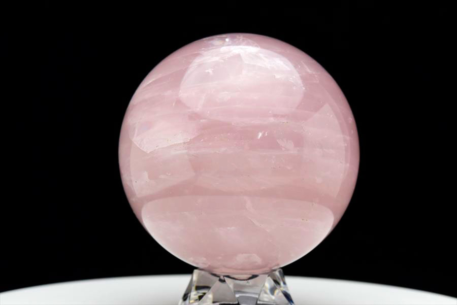 楽天市場】ローズクォーツ 丸玉 スフィアマダガスカル産【約84mm珠