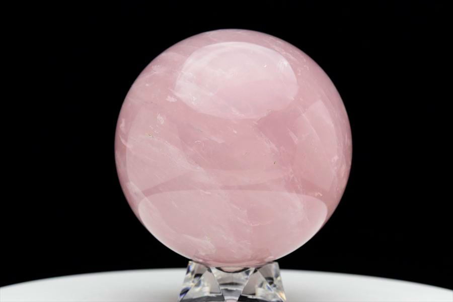 楽天市場】ローズクォーツ 丸玉 スフィアマダガスカル産【約84mm珠