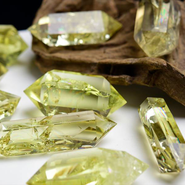 楽天市場】虹入り シトリン ダブルポイント 両剣黄水晶 □種類お任せ