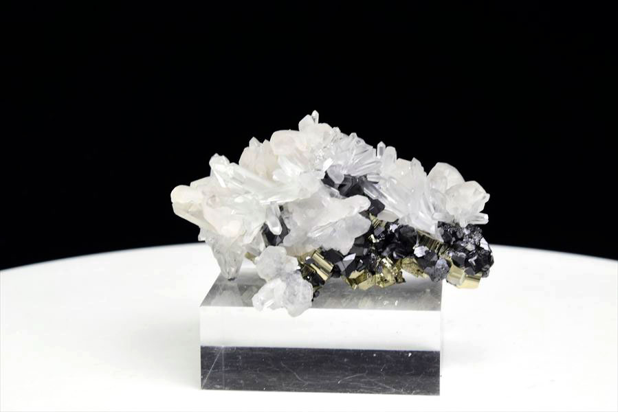 ピンク水晶パイライト共生クラスターNo.1400 ピンク水晶パイライト共生