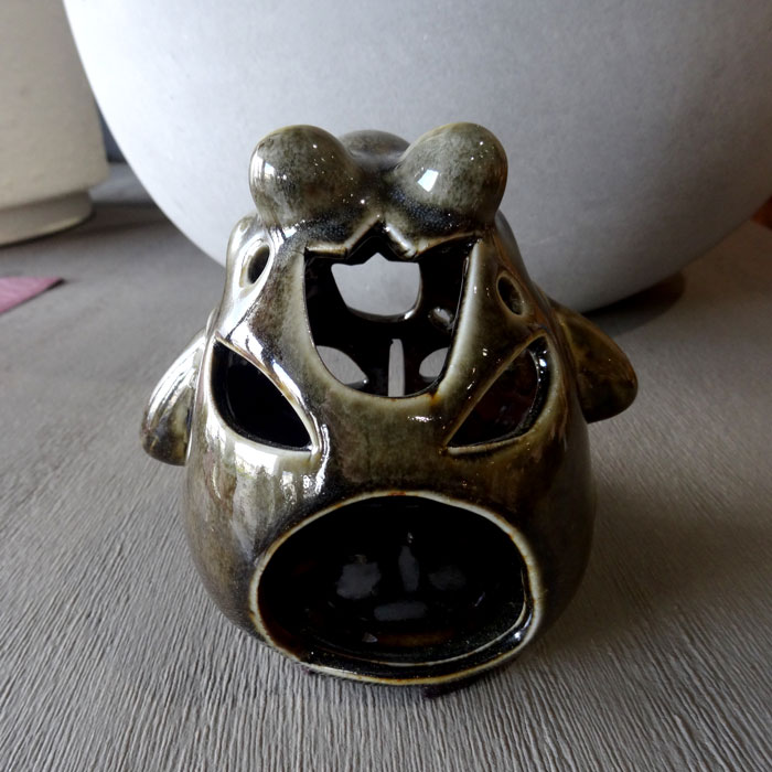 楽天市場】香炉 お香 香炉 アロマ 置物 御線香 せんこう カエル かえる