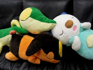 2012年初夢ぬいぐるみ ツタージャ・ポカブ・ミジュマル！｜ポケモン