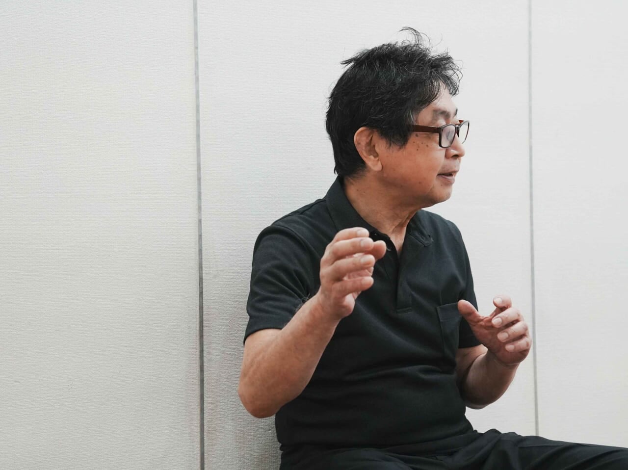 特集50/80 鈴木幹雄 50年前の写真が写真集になるころ 撮った人は陶芸家