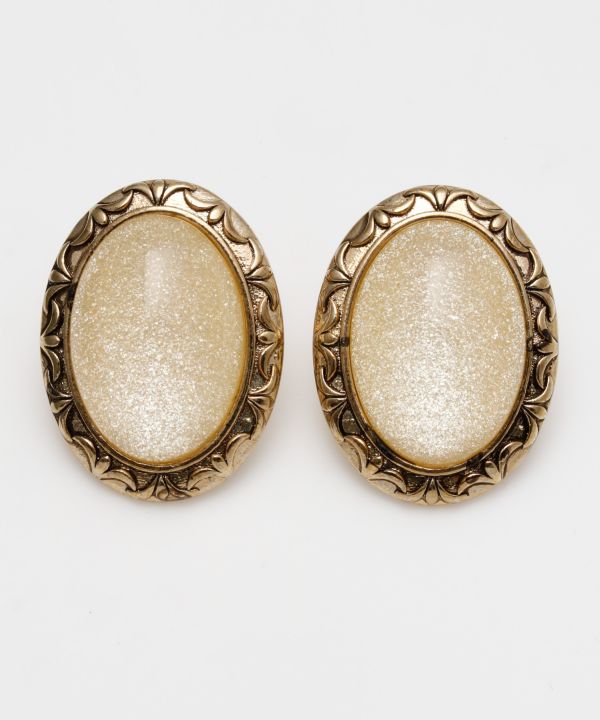 アンティークボタンイヤリング(IVORY): 『欧州航路』