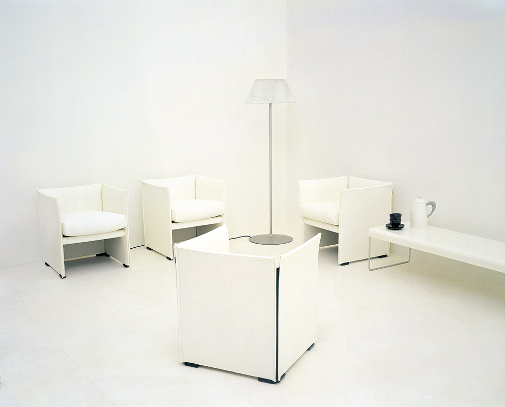 402 WISKEY（ウィスキー ソファ） Cassina | カッシーナ・イクスシー