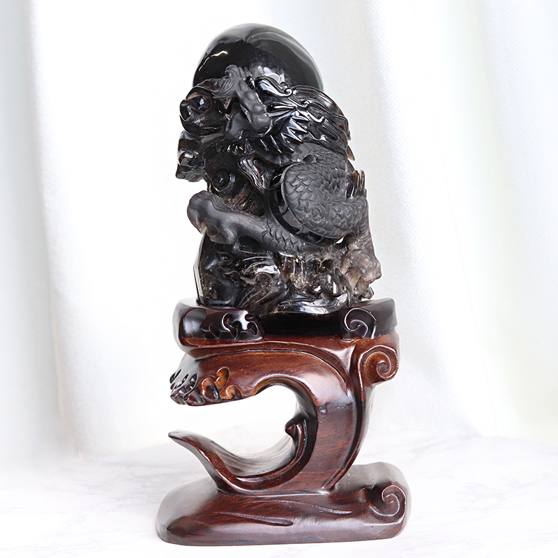 特選品】黒水晶彫り物（龍）SA（箱・台座付き）-001水晶クラスター