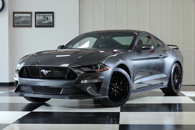 BUBU×アメ車ワールド” 2020 フォード マスタング GTプレミアム | アメ