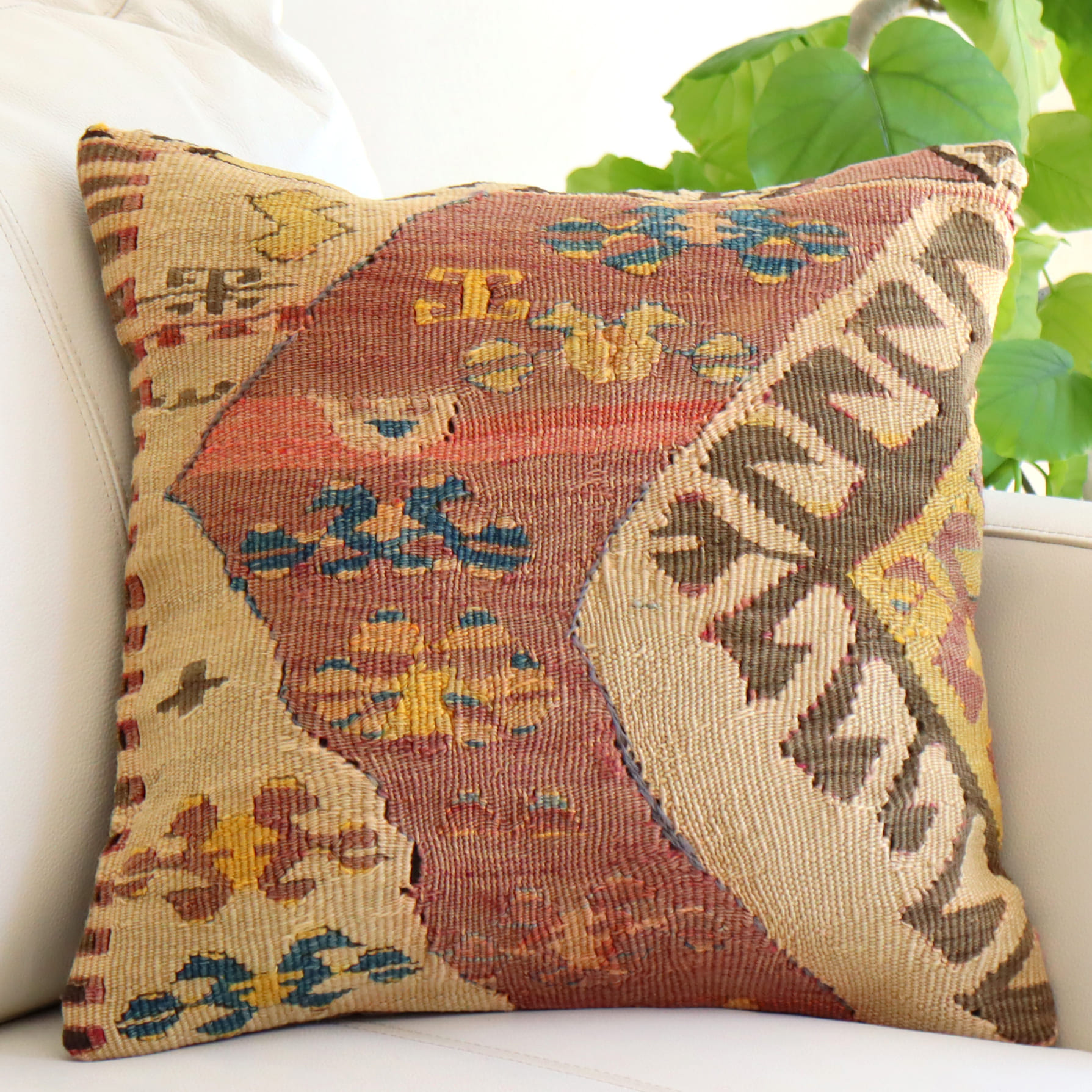オールドキリム クッションカバー40cmサイズ Old Kilim Cushion <br