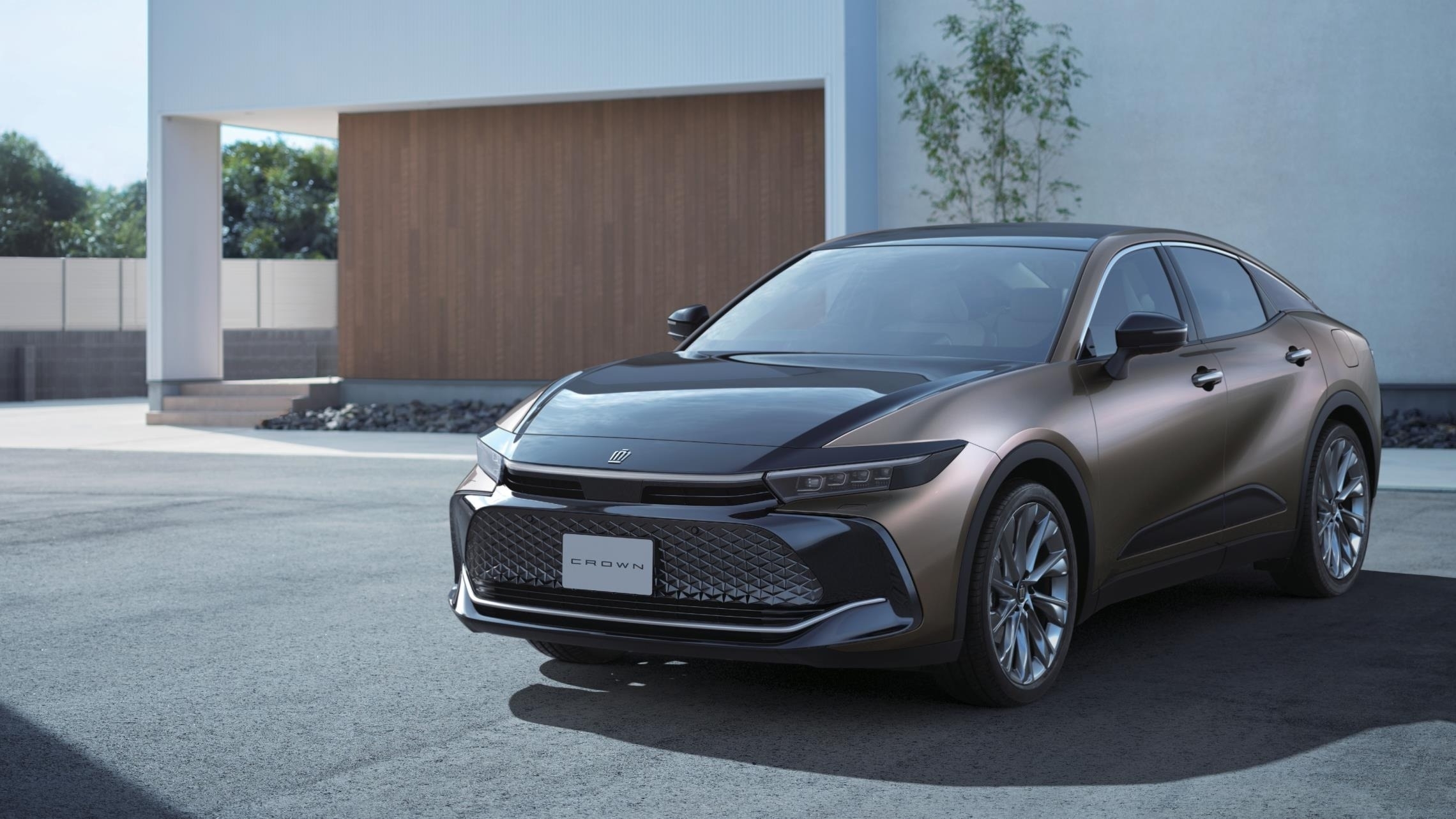 試乗車情報】お待たせしました！新型クラウンが四国中央店にやってき