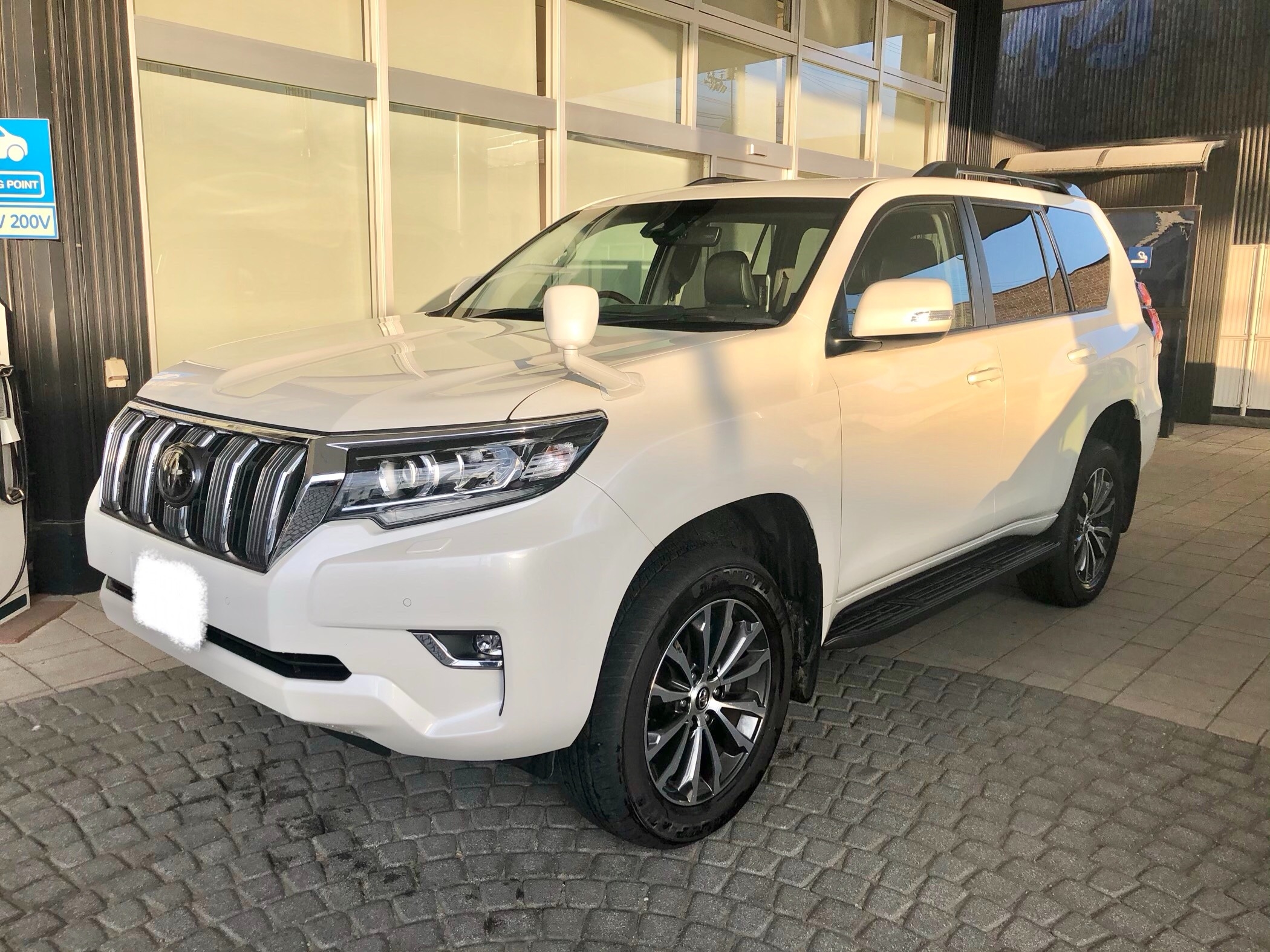 今治店！！第1回スタッフの愛車紹介！！！～プラド編～