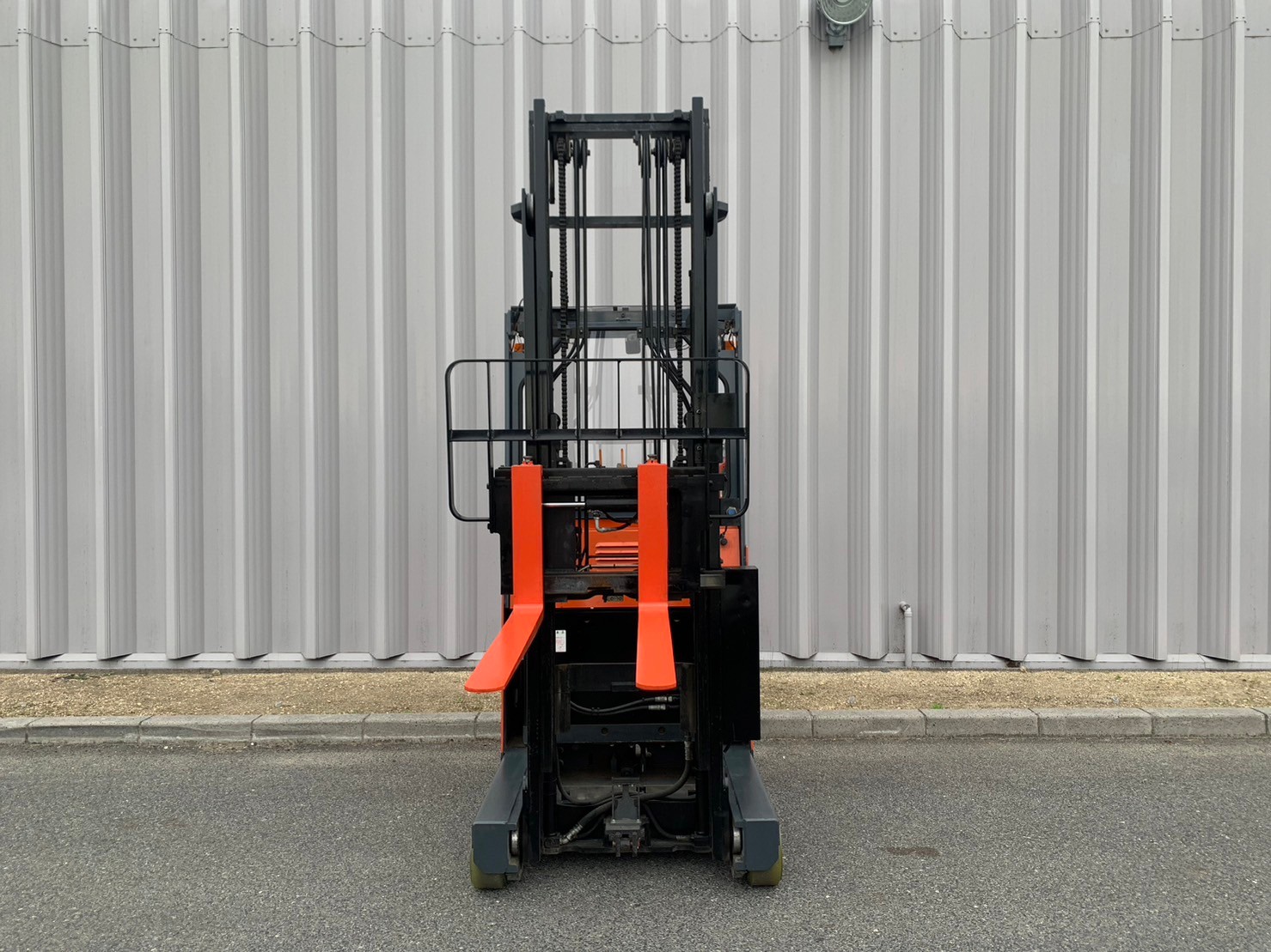 トヨタ中古フォークリフト【7FBR15】まだまだ現役！サイドシフト付