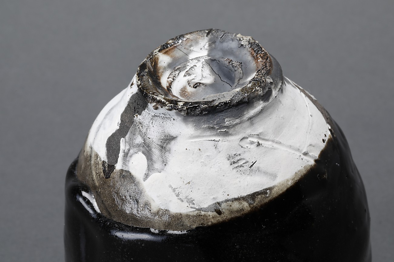 引出黒茶碗 | 茶道具 | ギャラリー器館