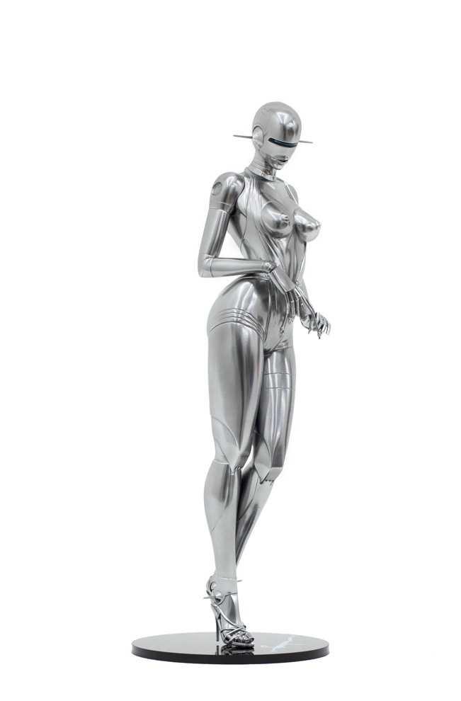 空山基のセクシーロボットが製品化 限定100体を発売