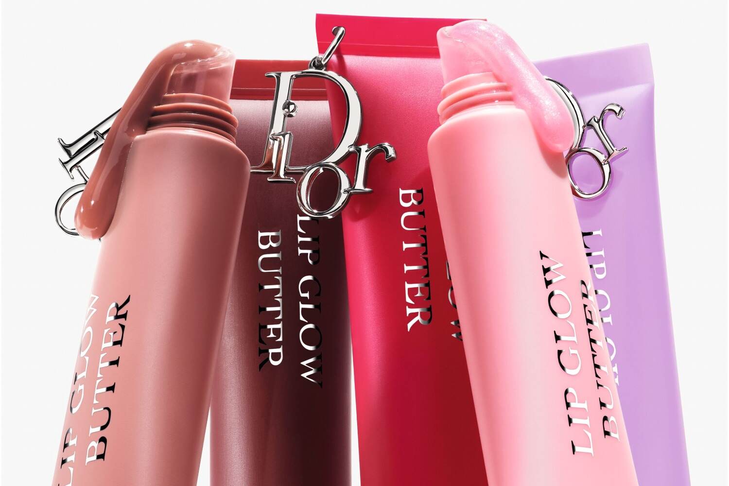 ディオールのロゴチャーム付き「リップ グロウ バター」新感覚リップ