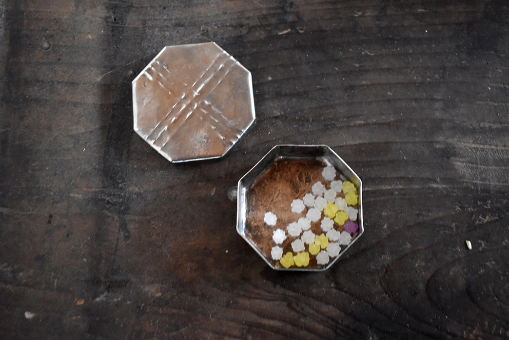 川地あや香／カワチ製菓 HP