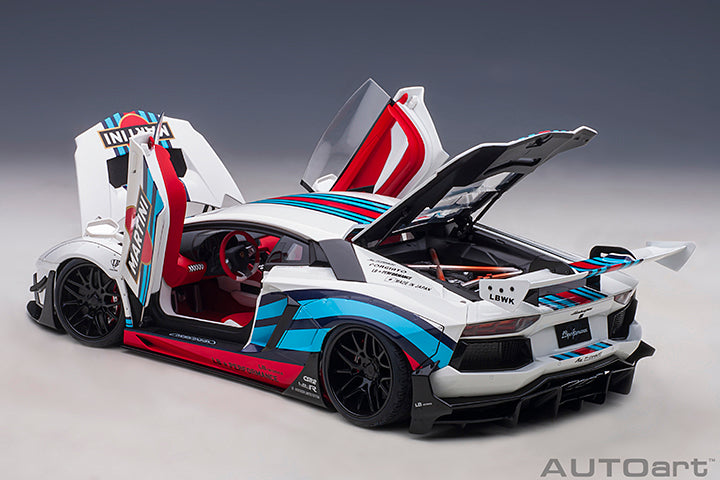AUTOart 1:18 Liberty Walk Lamborghini Aventador Limited Edition in