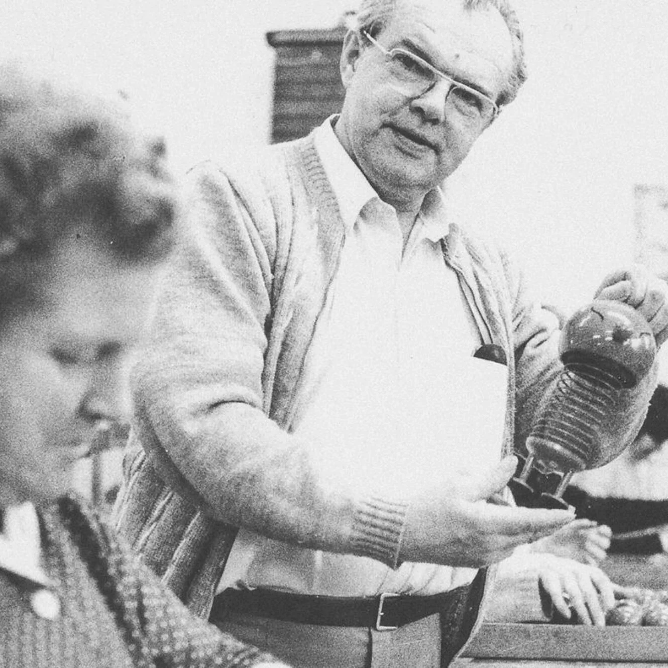 ホプティミスト MoMA エディション イエロー／ブルー ミディアム：キッズ