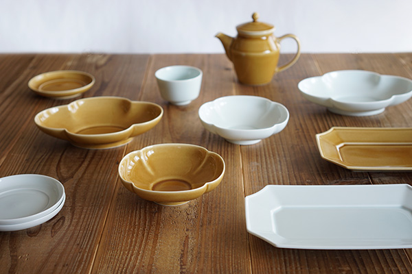 美濃焼 瑞々 まる皿4寸 青白｜和食器の通販 monsen