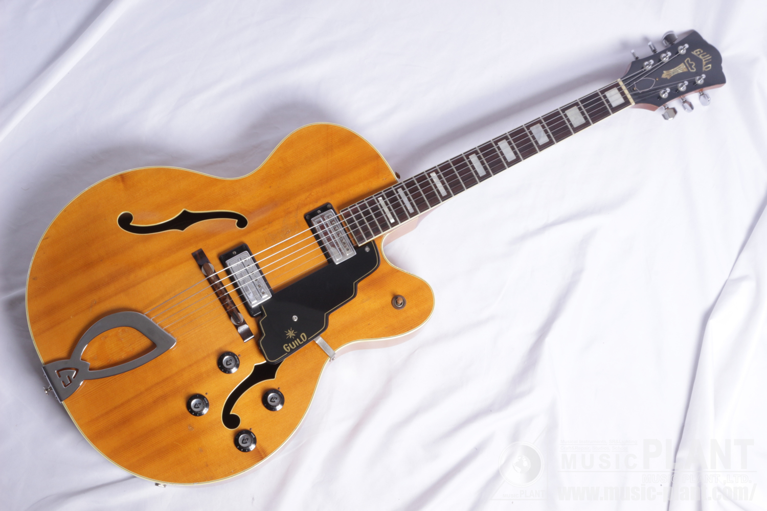 GUILD フルアコ-スティックギターX-175中古品()売却済みです