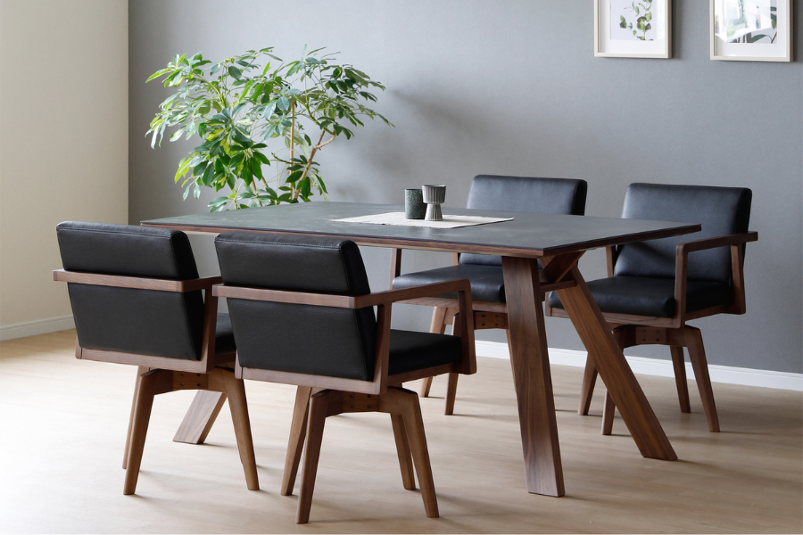 出入りしやすい360度回転チェア - ダイニングチェアの通販 ｜リビング