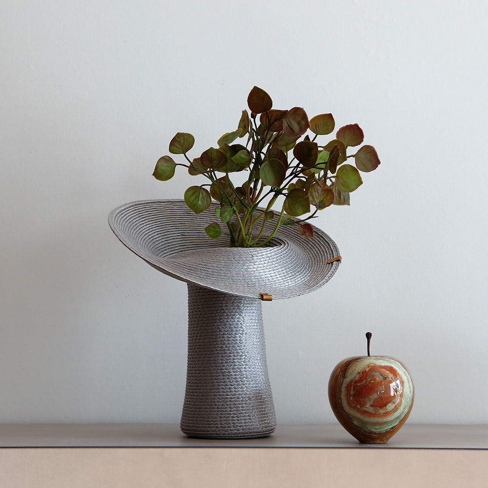 新仕様】Lapel （ラペル）フラワーベース S beige（2クリップ