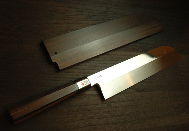 鎌薄刃包丁 本焼 9寸 黒檀 鞘付 【包丁の＠堺英】