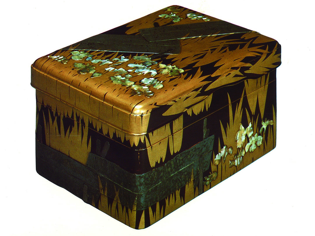 八橋蒔絵螺鈿硯箱 [再現] | 輪島塗の老舗 輪島屋善仁 | Wajimaya Zenni