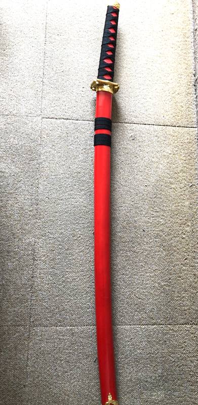 木製鞘付き日本刀・赤橙塗装 金鍔（金色金具） - 横浜中華街天宝堂本店