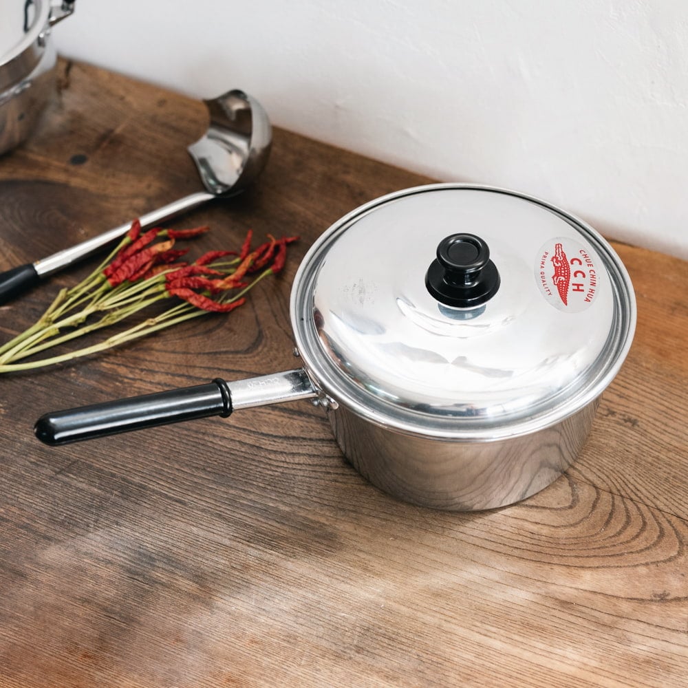 タイ屋台のアルミ片手鍋 タイの王室御用達 CCH (Chue Chin Hua