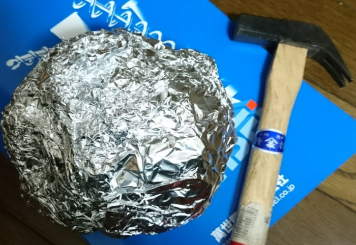 アルミホイルから綺麗なアルミ玉を作成！|豆知識|意外と知らないアルミ