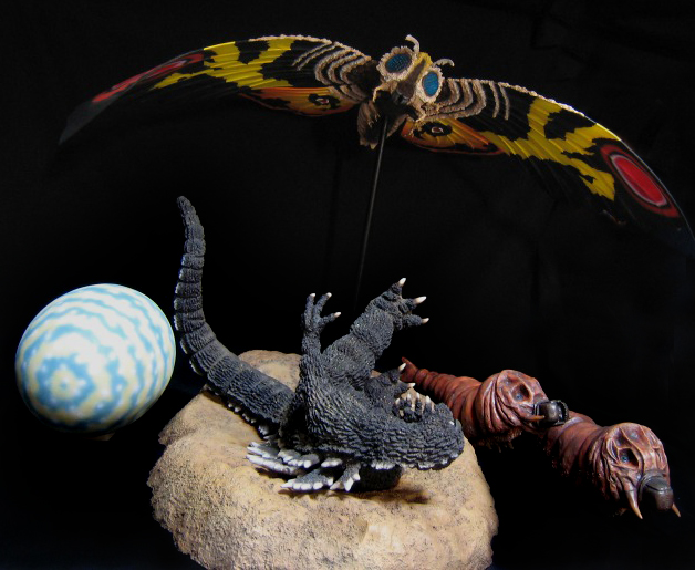 □モスラ対ゴジラ・静之浦の死闘 完成品+パラダイス モスラ幼虫</FONT